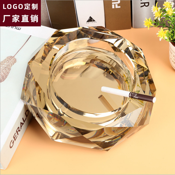 Wholesale octagonal crystal glass ashtray lettering company advertising logo custom KTV hotel living room ashtray Wholesale octagonal crystal glass ashtray lettering company advertising logo custom KTV hotel living room ashtray