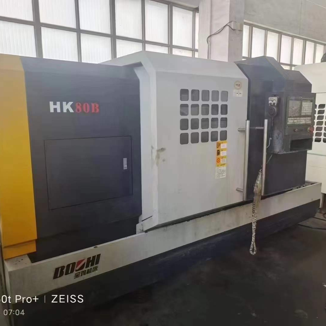 处理二手宝鸡HK80Bx1.5米数控卧式车床加工长度1500导轨:600mm