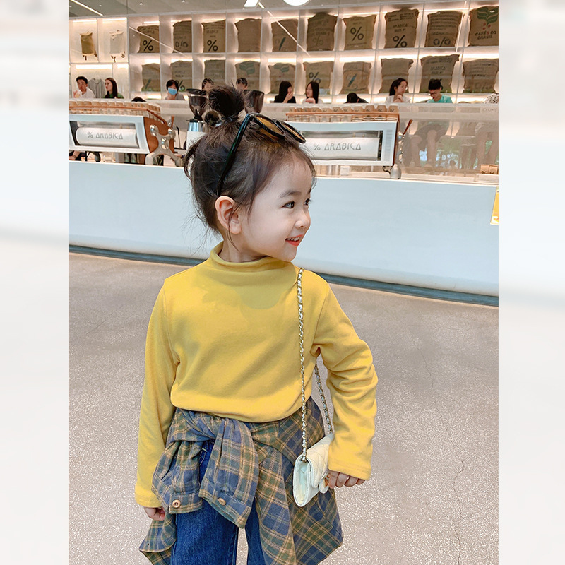 Camisa de fondo cálido con cuello medio alto para niños del sudeste asiático, niños y niñas engrosados con cuello alto y terciopelo, ropa de otoño para padres e hijos