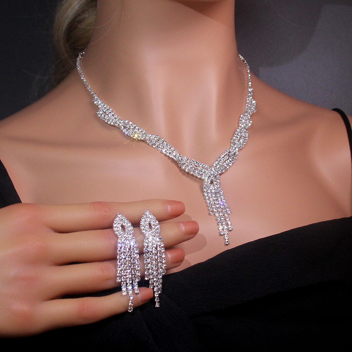 Luxuriös Braut Geometrisch Strass Quaste Frau Schmuck-Set display picture 22