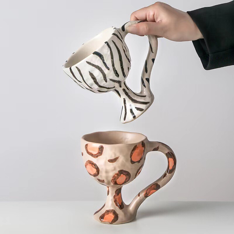 Changhong Handmade Ceramic Wine Glass Hand-Kneaded Cup Snack Cup Retro Dessert Ice Cream Cup Ins Niche Decorative Goblet