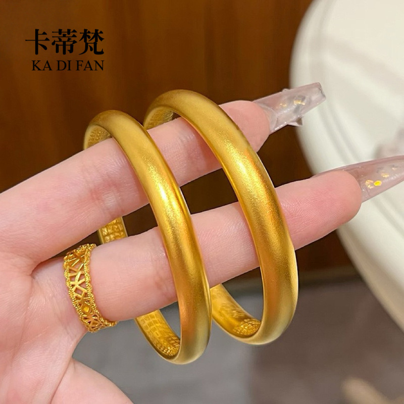 Gold Shop Same Style Sand Gold Lotus Pattern Bracelet with a Solid Plain Band, Imitation Gold Heritage Bracelet, Not Real Gold Gold Shop Same Style Sand Gold Lotus Pattern Bracelet with a Solid Plain Band, Imitation Gold Heritage Bracelet, Not Real Gold