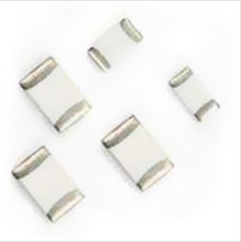 �L�A����NƬ�@��늸� BKW0603UC033JGT 0603-33NH 20Ԫ1K