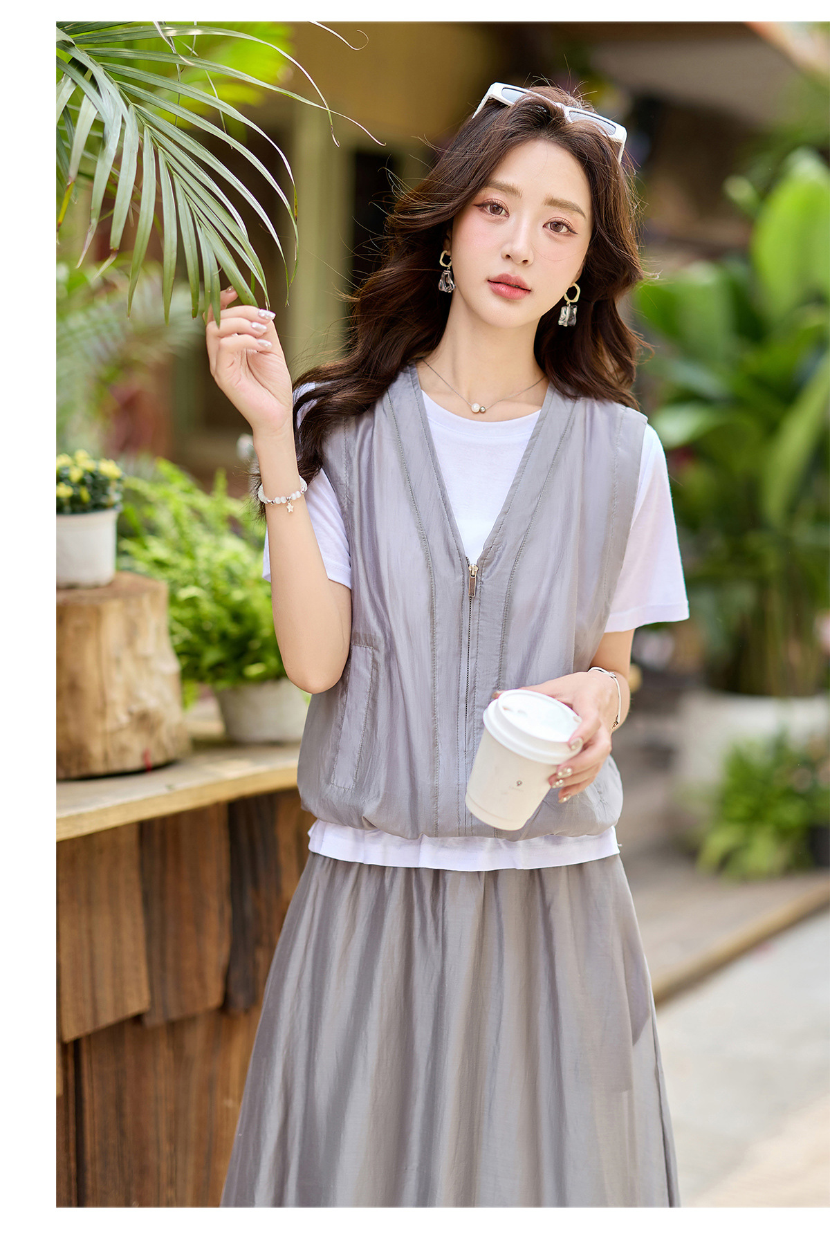 Bộ hai mảnh áo phối ren và chân váy midi thanh lịch mùa hè — màu xám chi tiết 15