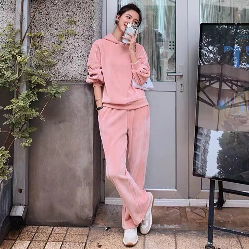 Autumn and Winter Wear Gold Velvet Sports Suit Women's New Fashion Hooded Sweatshirt Wide-Leg Pants Fleece-Lined Casual Two-Piece Set Autumn and Winter Wear Gold Velvet Sports Suit Women's New Fashion Hooded Sweatshirt Wide-Leg Pants Fleece-Lined Casual Two-Piece Set