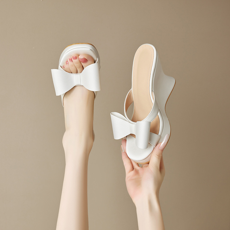 Sandal cao gót nữ quai chéo đế xuồng phong cách Trung cổ, nơ trang trí, gót 8 cm — Màu đen, Màu trắng sữa