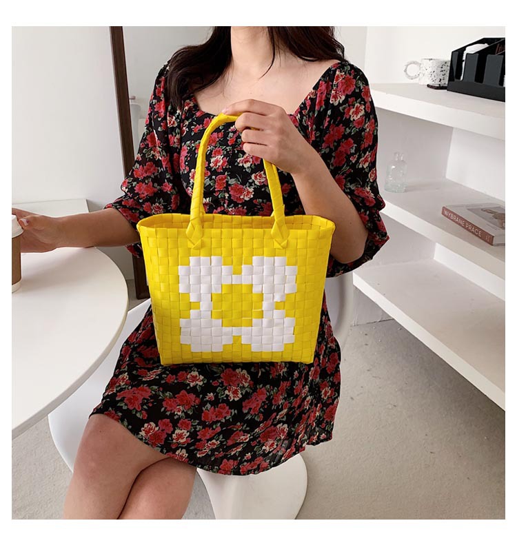 Fashion Color Woven Portable Bag display picture 8