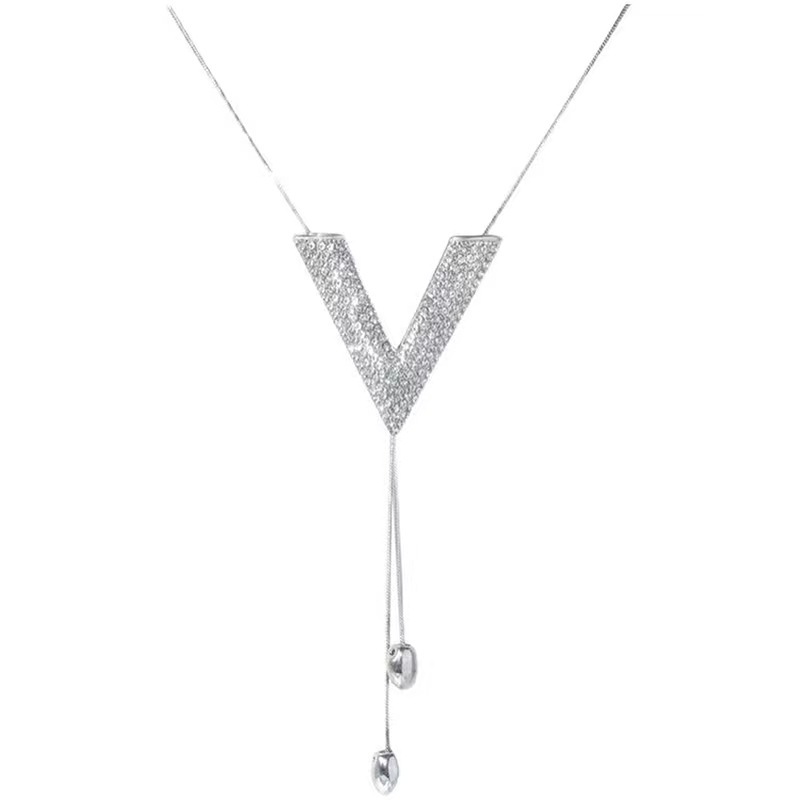 Estilo coreano Otoño e Invierno gran cadena de suéter femenino en forma de V de alto grado versátil calle hip hop elegante cadena de suéter de Cercanías de moda de las mujeres image 6