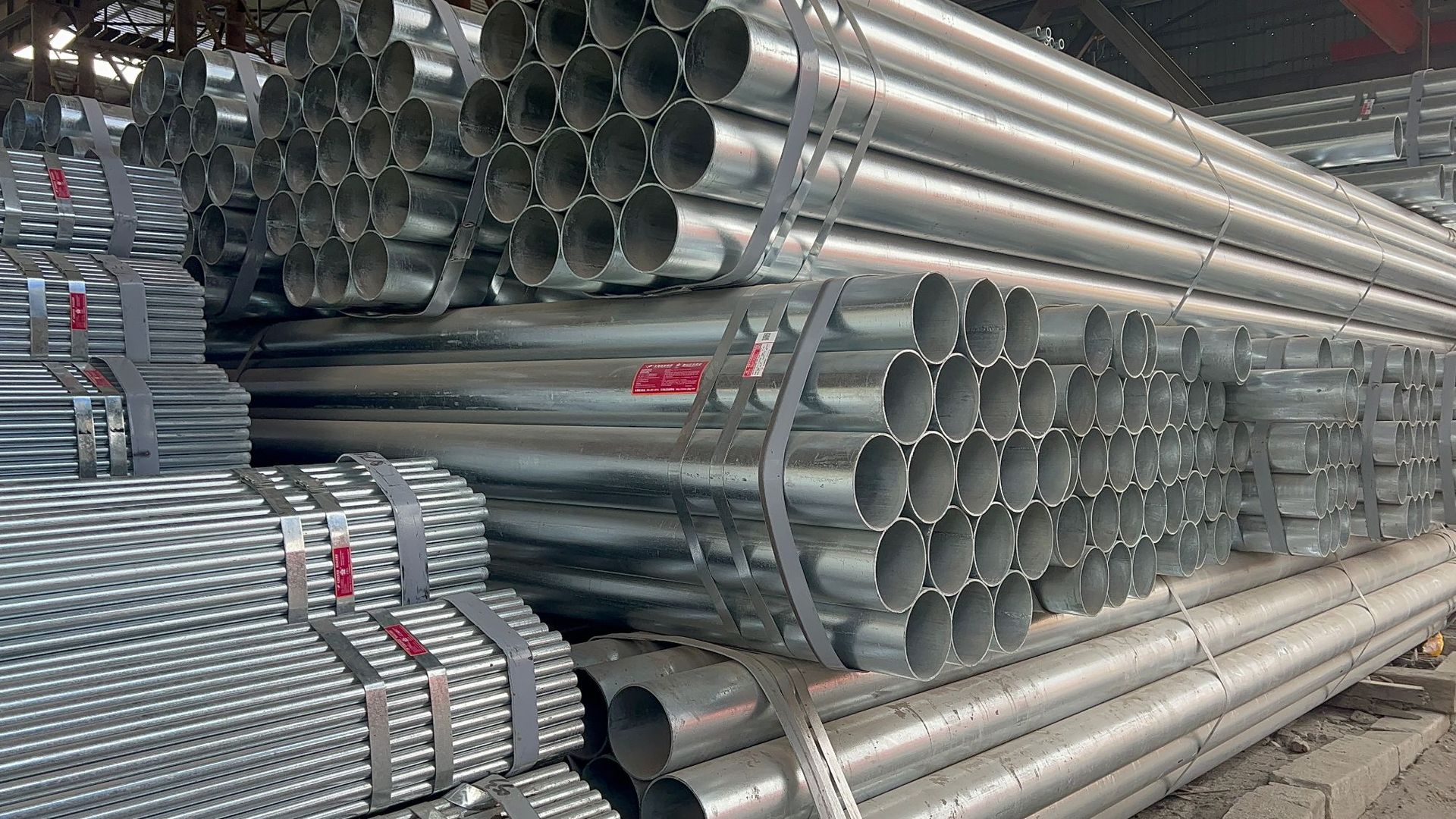 厂家批发 镀锌方管 镀锌矩形管 薄壁方矩管 镀锌焊管 量大可议