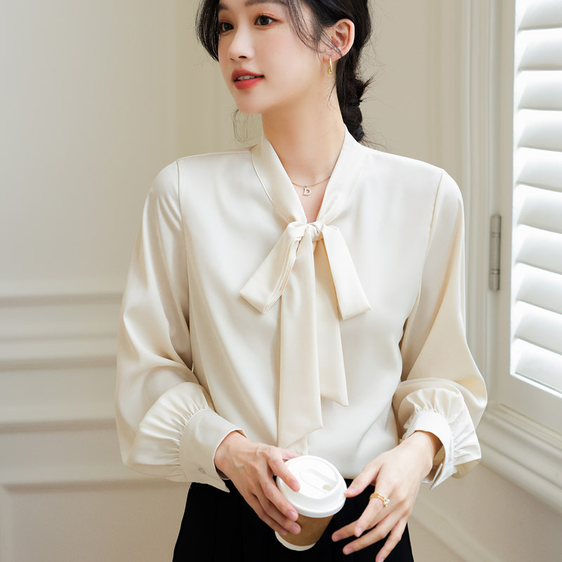 Design Sense Niche Bow Champagne Color Satin Shirt Women's Autumn and Winter New French All-match Long-sleeved Top