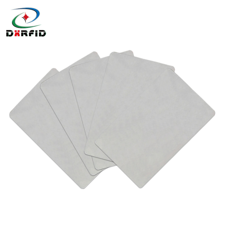 RFID抗金属磁布材料 铁氧体 吸波材料 标准卡尺寸86*54*0.5mm