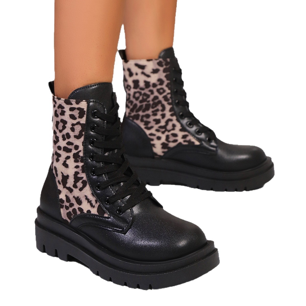 Leopard Print Lace Up Martin Boots Winter Women's Plus Size Slimming Thick Soled Ankle Boots_voghion.com