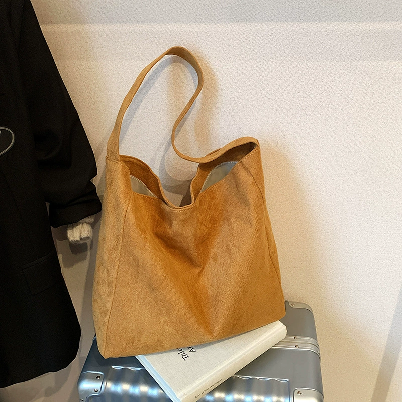 Ленивая нишевая текстурная сумка Большая емкость пригородной сумки Тотера мягкая кожа на одно плечо подмышечная сумка новая классная большая сумка