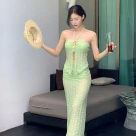 泰国新款 苹果绿色挂脖个性唯美氛围感分体长裙绝美海边度假泳衣