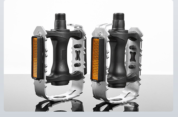 Electric bike half-aluminum pedals, suitable for road bikes, bicycles, and mountain bikes; universal pedals for cycling, with anti-slip design