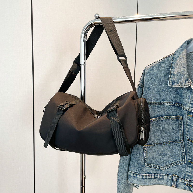 Mujeres de hombro para viajes de gran capacidad 2024 nuevo bolso deportivo multibolso simple bolso unidireccional