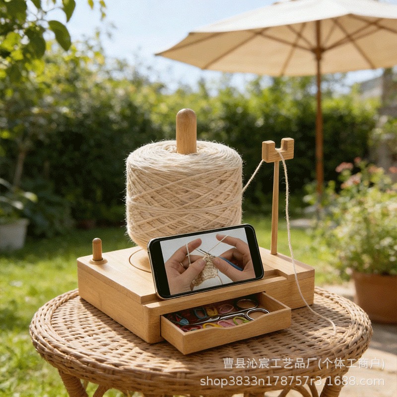 跨境木质线轴架可旋转毛线绕线器缝纫线轴架带手机架理线器纱线架