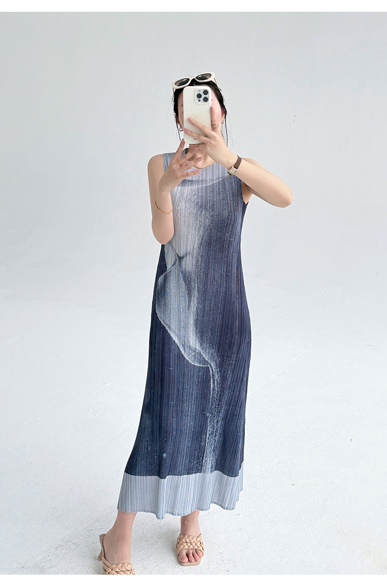 Đầm maxi nữ in hoa cổ tròn không tay ôm sát — Màu nâu đỏ chi tiết 7