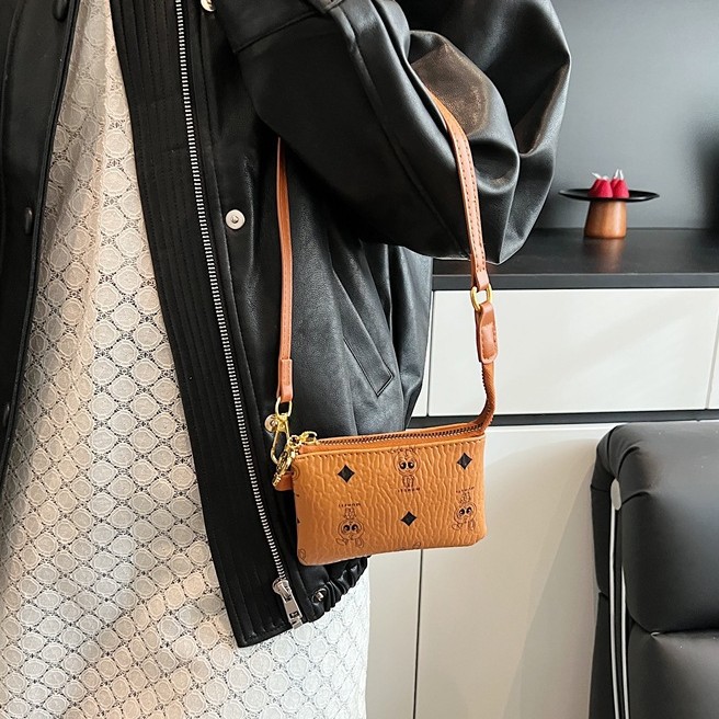 Bolso de sentido superior mujer 2024 nuevo bolso de moda oso estampado red Drum bolso de Boston bolso de moda