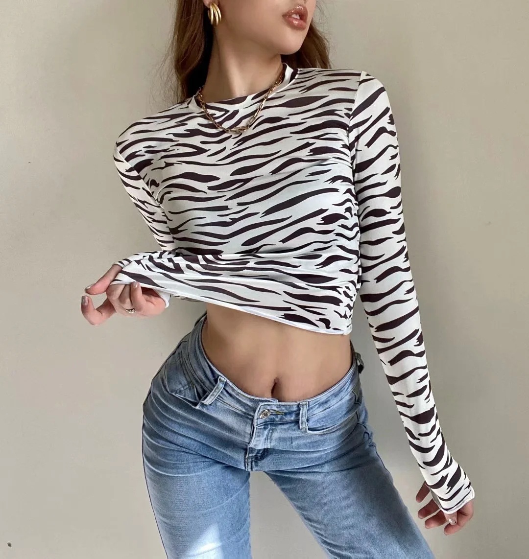 zebra print bottoming shirt  NSHS39741