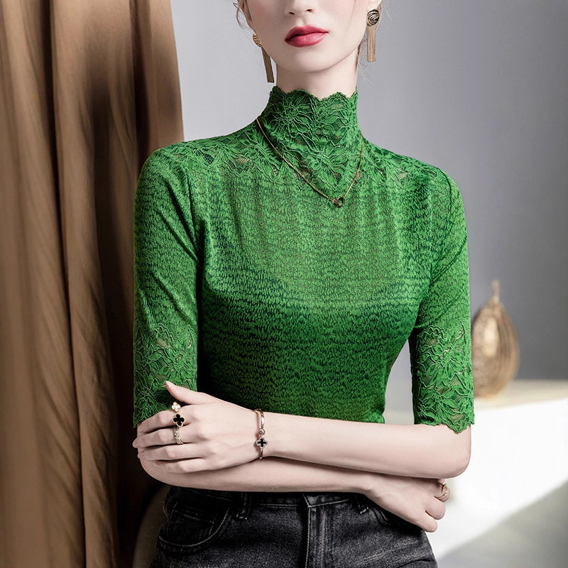 High-Neck Lace Top for Women 2025 Autum New Cut Out Sexy Short-Sleeved T-Shirt Slimming Look and Stylish Mid-Sleeve Bottoming Shirt