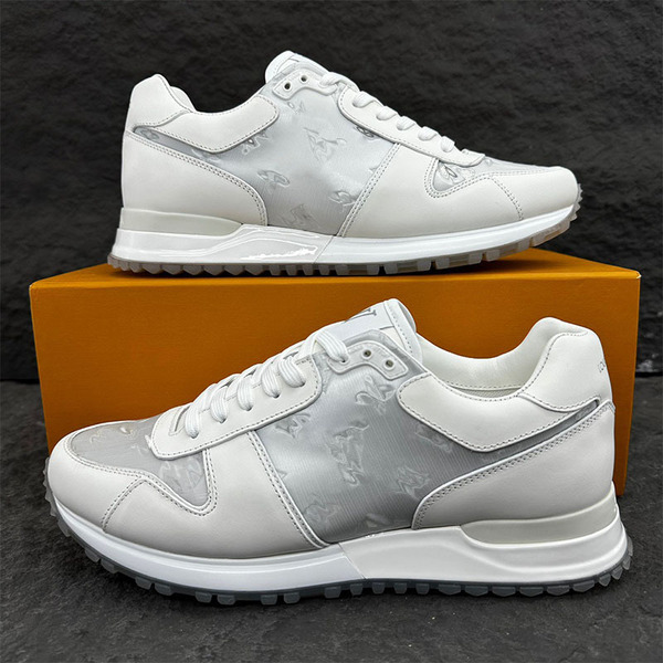 Fashionable trend universal sneakers flat for leisure