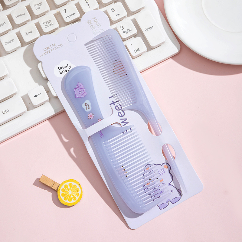 871 Juego de peine pequeño con patrón de dibujos animados Mini peine de peluquería para niños Peine portátil de dientes finos de cola puntiaguda para el cabello suave