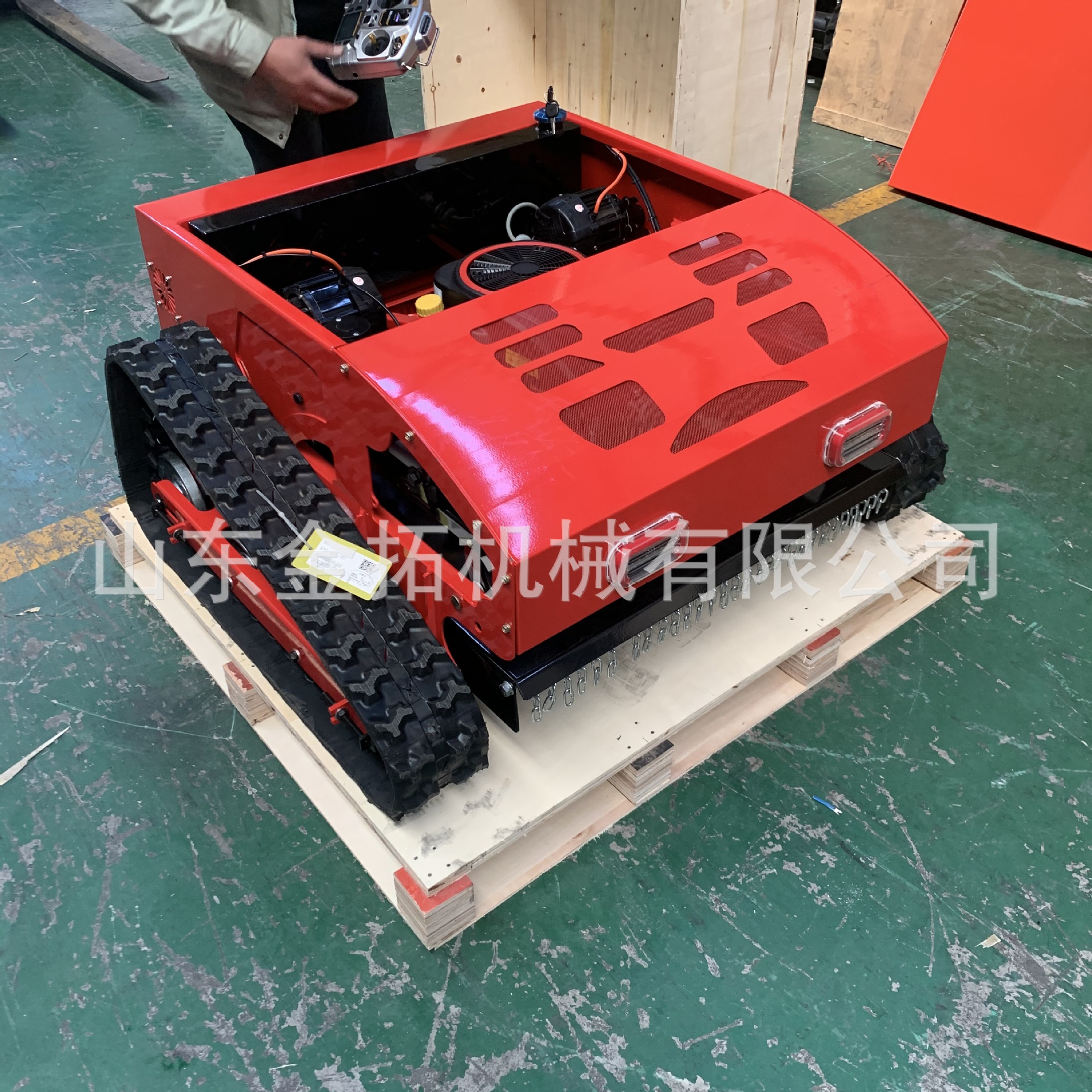 金拓履带遥控割草机厂家16马力山地果园除草机割幅50-100cm割草机