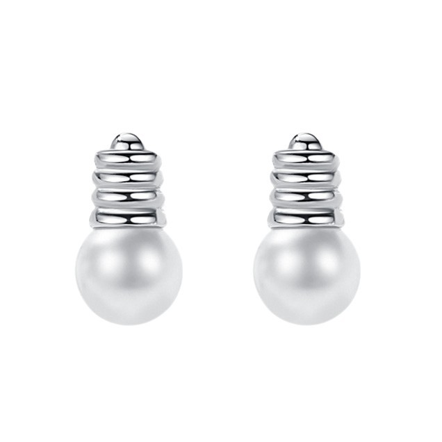 S925 pendientes de plata esterlina pequeña bombilla niñas ins estilo Stud pendientes 925 al por mayor lindo incrustaciones de perlas pendientes aguja de plata