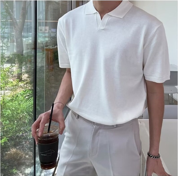 Polo de cercanías suave y ceroso, tejido mezclado de seda de hielo, manga corta, ligero y sedoso, no es fácil de penetrar, camisa de fondo superior coreana