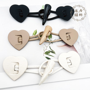 �F؛��������Ľǿ�Ƥ��r�д����L��ë�ش����۷��b�~��Ƥ����