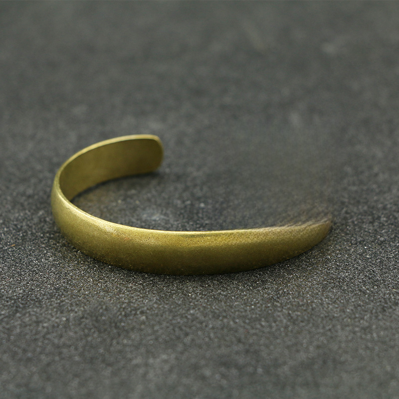 sophisticated brass glossy retro classic bracelet for men and women