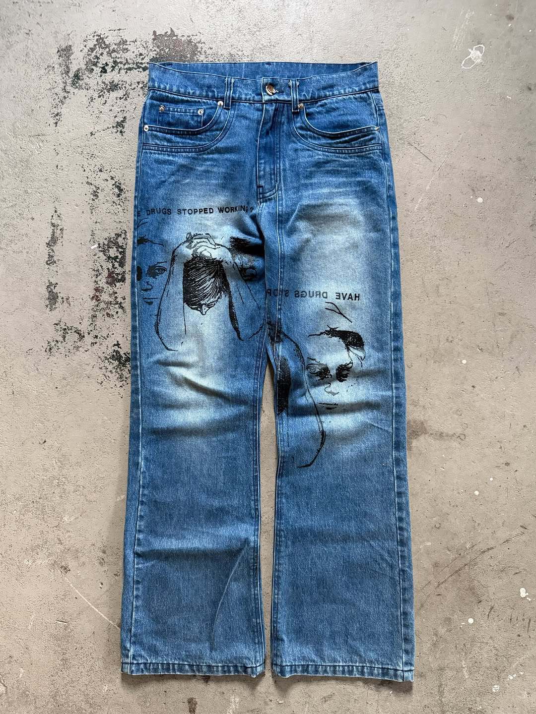 Y2K Vintage Washed Straight Leg Jeans – Low-Rise Distressed Denim Pants For Retro Streetwear & High Fashion_mkmklike.com