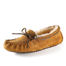 Դ�^�S����Ƥëһ�w����ЬŮ�ﶬ�������Y��ů��������ЬŮʿ