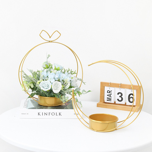 Simple metal flower arrangement flower basket Nordic iron wedding festival decoration flower basket desktop decoration ornaments Internet celebrity flower stand