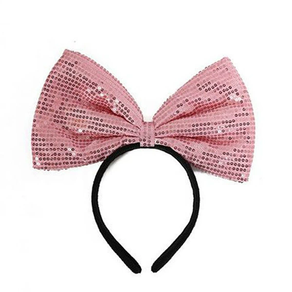Nail sequins with bow