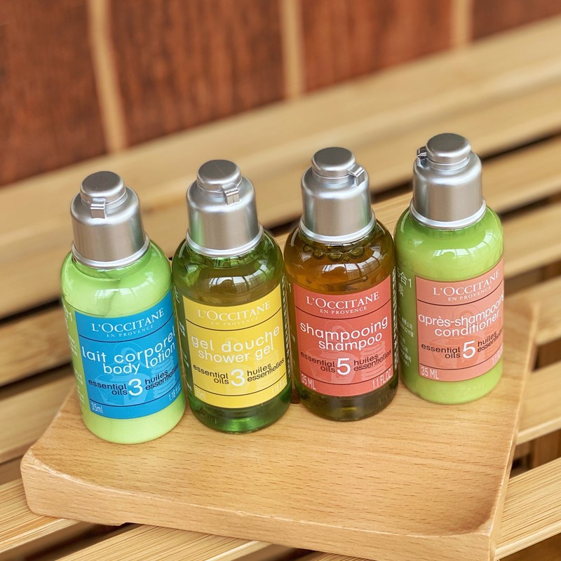 4-in-1 세척 및 관리용 병(색상을 기재할 수 있음, 기재하지 않으면 무작위로 발송됨) - 대량 및 우수한 가격