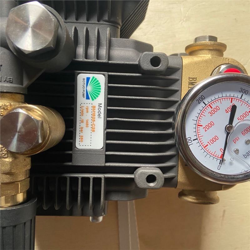 BM Boto 0810 Interior24