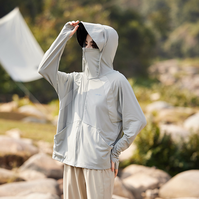 먼 산 회색-여성