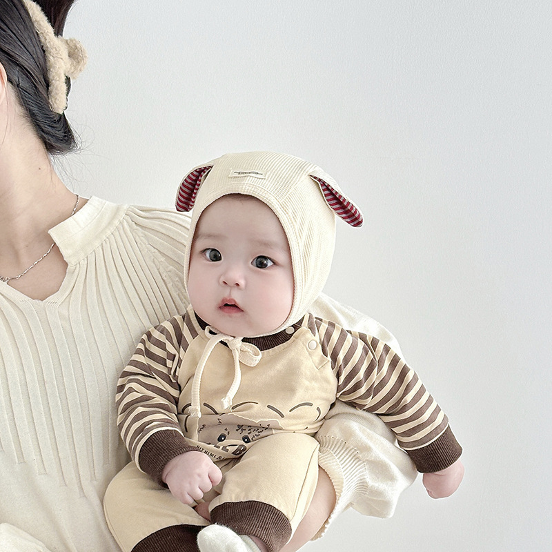 Sombreros para bebés primavera y otoño delgados sombreros de neumáticos para bebés de sexo masculino y femenino adorables pequeños meses de sombreros de corte