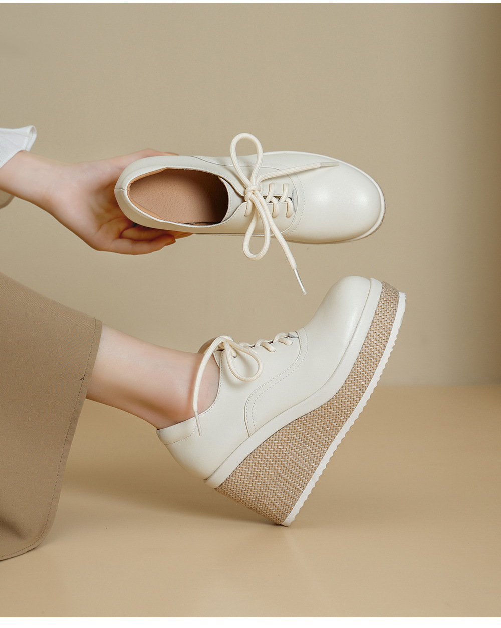 Giày loafer nữ đế xuồng platform da thật buộc dây, gót cao 9 cm — màu đen, màu trắng ngà chi tiết 4