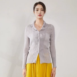 连衣裙;时尚休闲套装;女式T恤