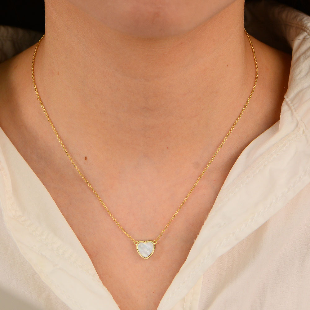 Diseño de estilo coreano para mujer en forma de corazón collar de fritillary blanco 925 plata esterlina colgante de concha en forma de corazón Internet celebridad luz lujo ins Cadena de clavícula