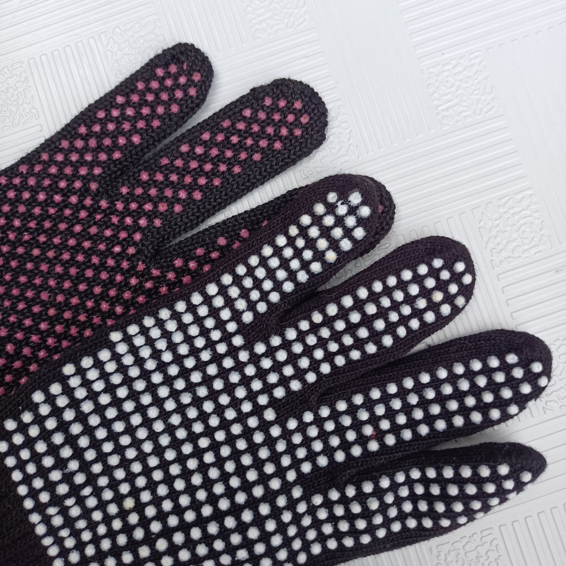 E7AA9CC69DE4CA287C840F3FE52BA3