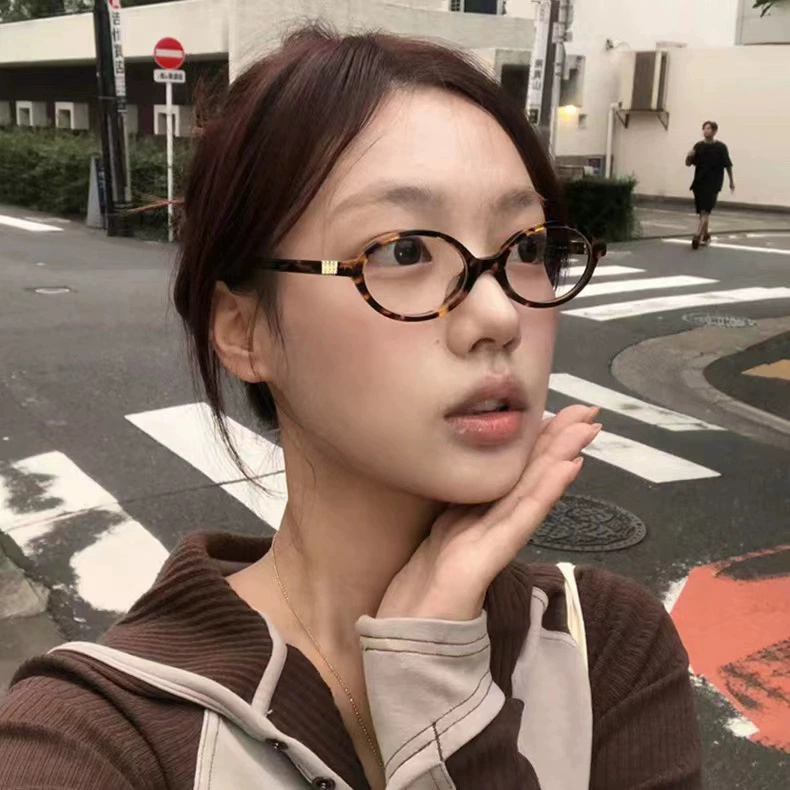 Очки Zhang Yuanying Y2K Millennium эллиптическая оправа, линзы с антибликовым покрытием, готовность к оптике