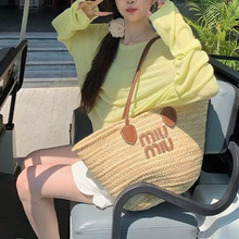 张贝贝 天丝亚麻圆领防晒针织衫女夏季新款宽松显瘦纯色长袖上衣