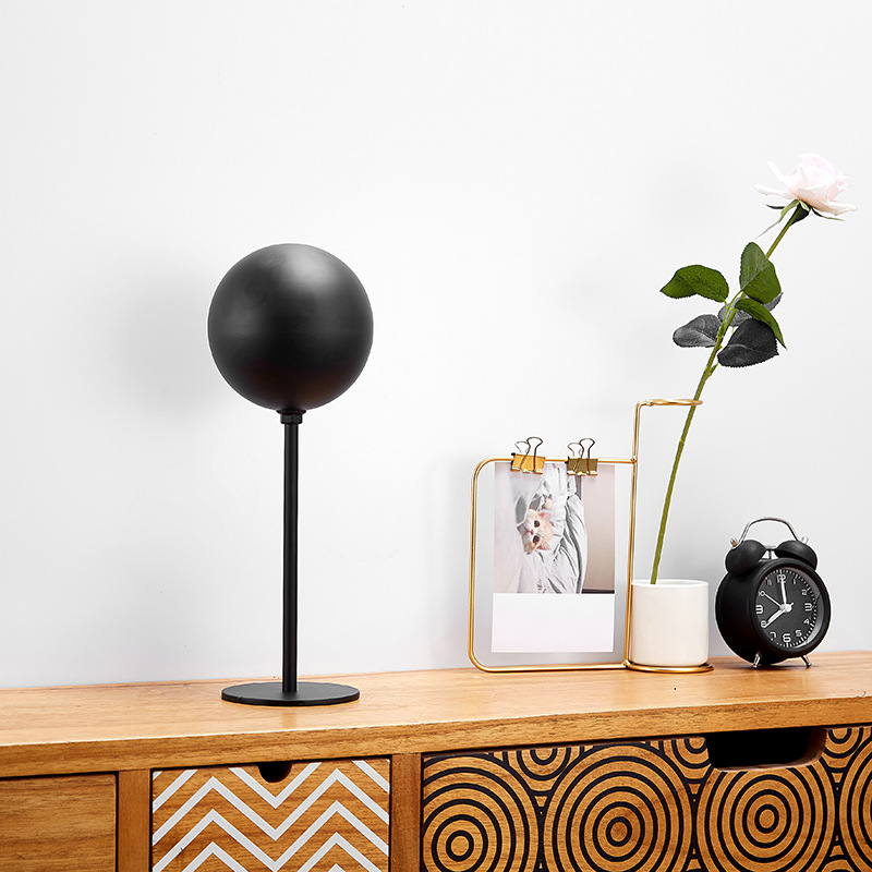 플로어 스탠딩 모델