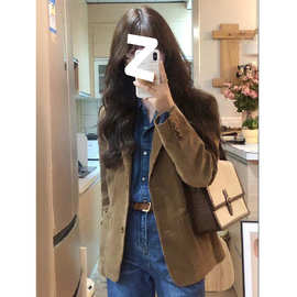 今年流行春秋季新款小西服高级感气质优雅驼色灯芯绒外套女小个子