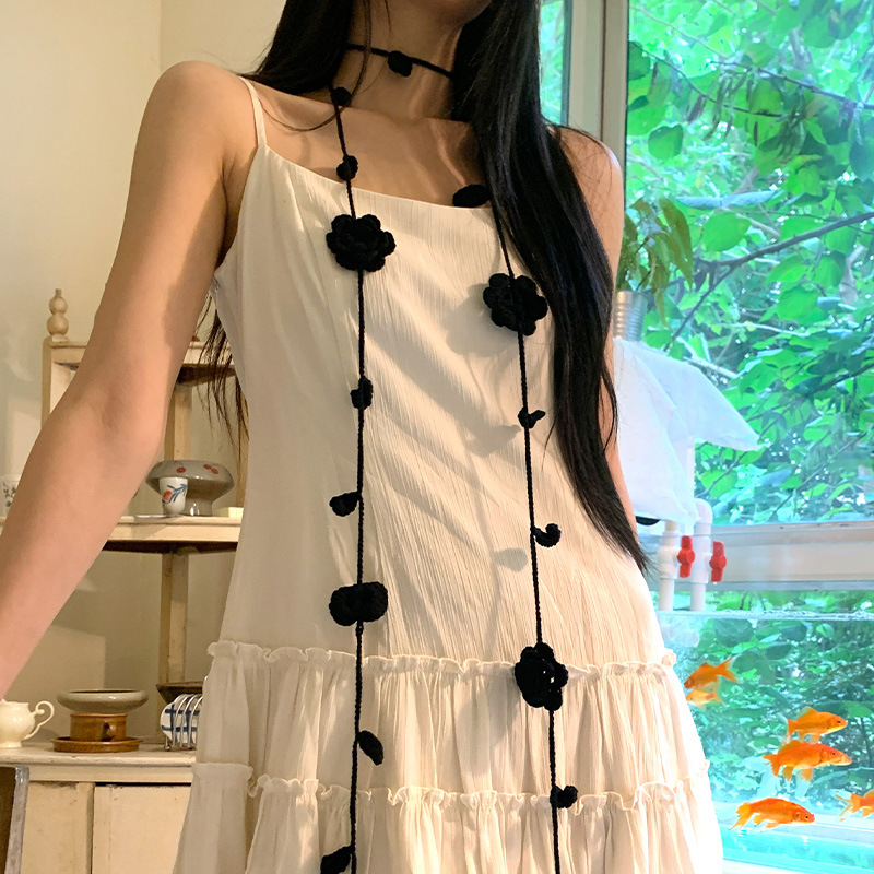 Rosas negras nicho tejido a mano bufandas de tiras delgadas y2k nicho accesorios de cuello collar