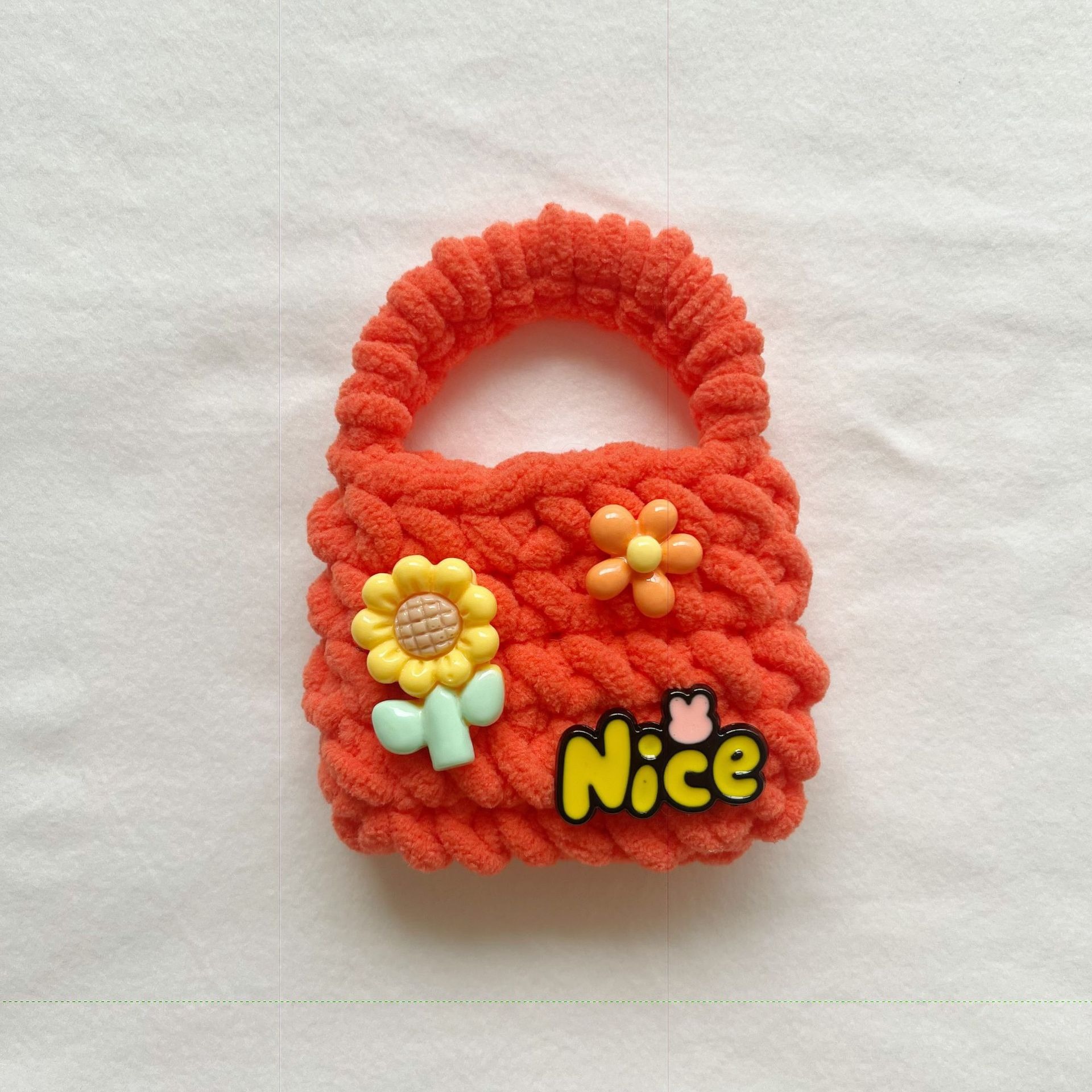 Productos terminados japoneses INS creativos dulces y lindos ganchos hechos a mano transfronterizos Amazon auriculares Bluetooth bolso de cambio a prueba de caídas